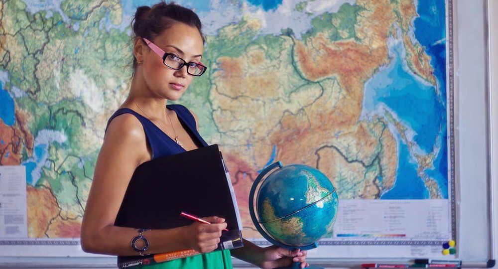 Минобрнауки планирует сделать ЕГЭ по географии обязательным Минобрнауки планирует сделать ЕГЭ по географии обязательным