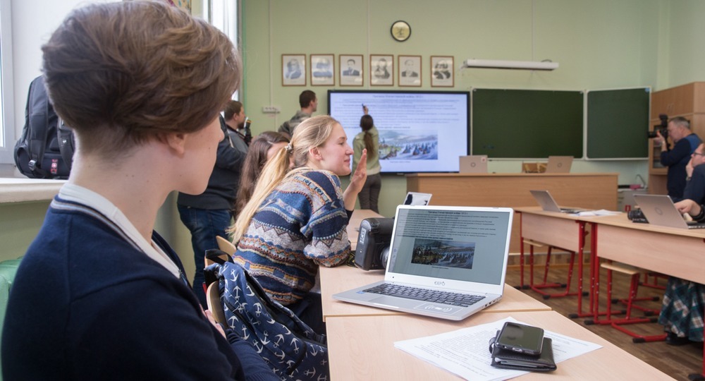 У московских школ появляются новые партнеры У московских школ появляются новые партнеры