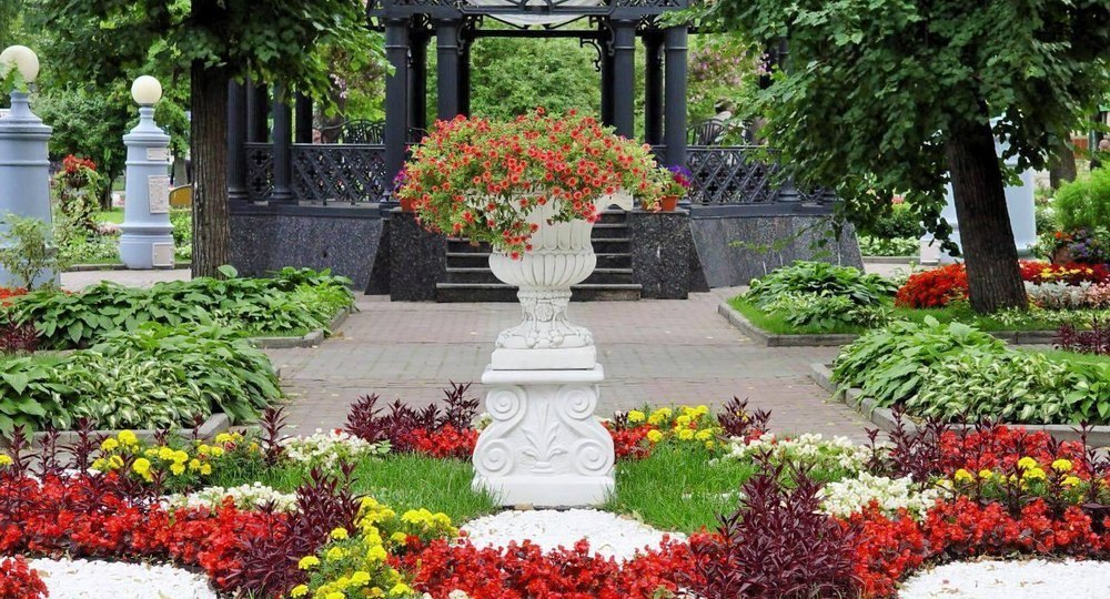 «Летний фестиваль в любимом парке москвичей» «Летний фестиваль в любимом парке москвичей»