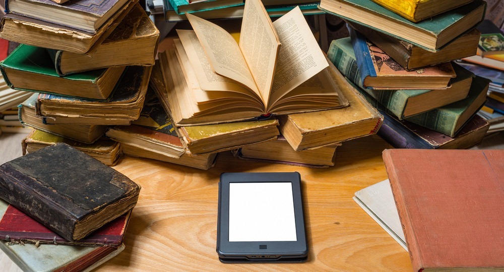 Минпросвещения предложило постепенно избавляться от бумажных учебников Минпросвещения предложило постепенно избавляться от бумажных учебников