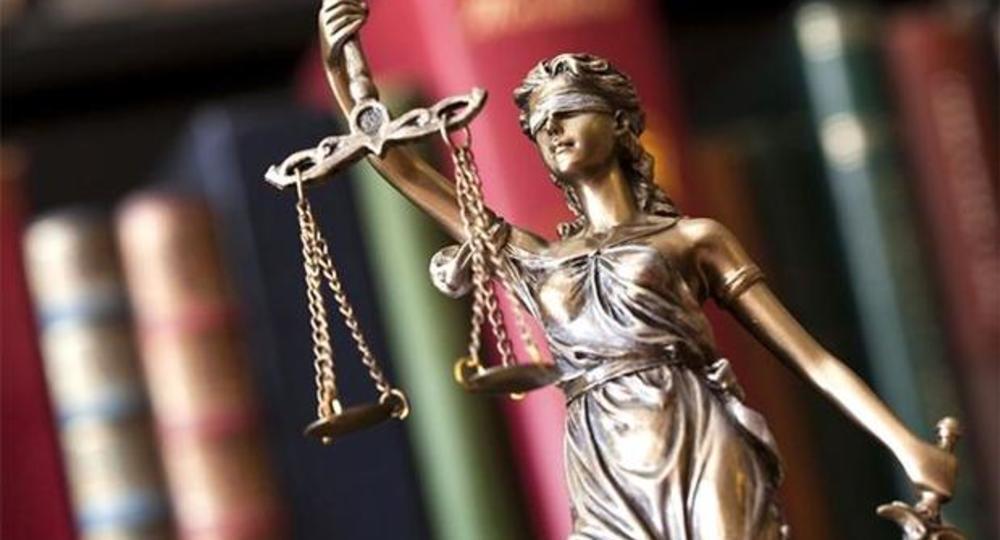 В Новосибирске директора спортшколы осудили за взятку