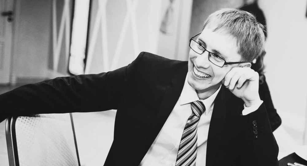 Молодой директор школы и депутат погиб в ДТП Молодой директор школы и депутат погиб в ДТП