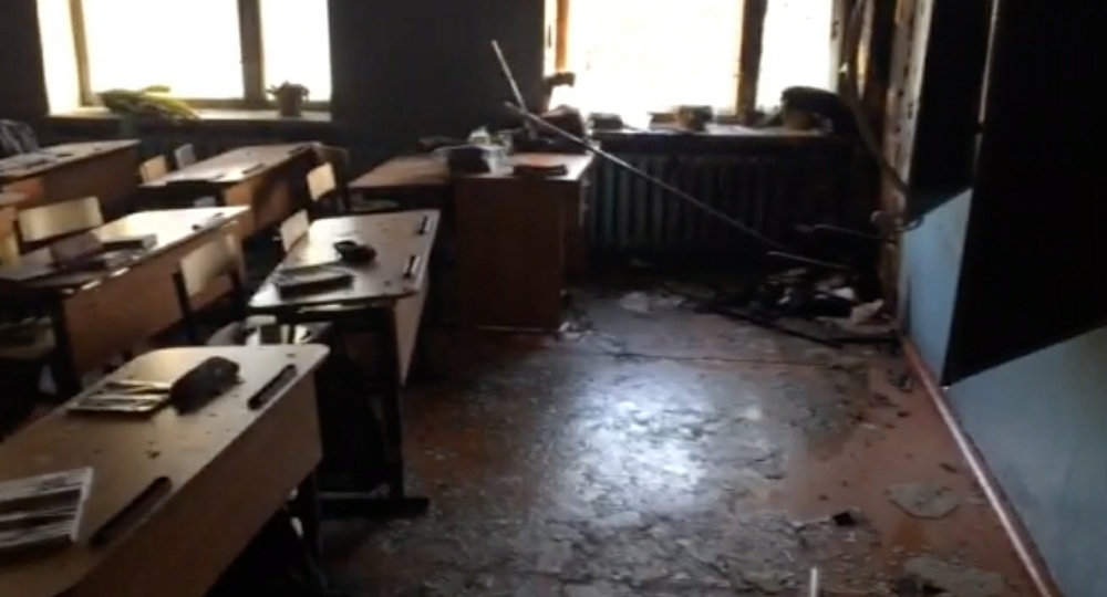 Нападавшим на школу в Улан-Удэ подросткам продлили арест