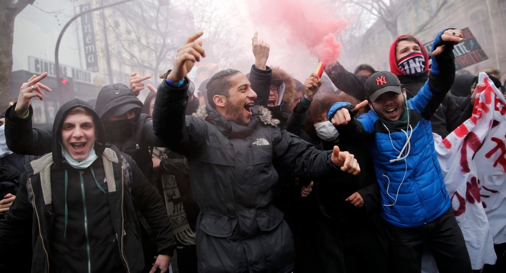 Погром университетов во Франции Погром университетов во Франции