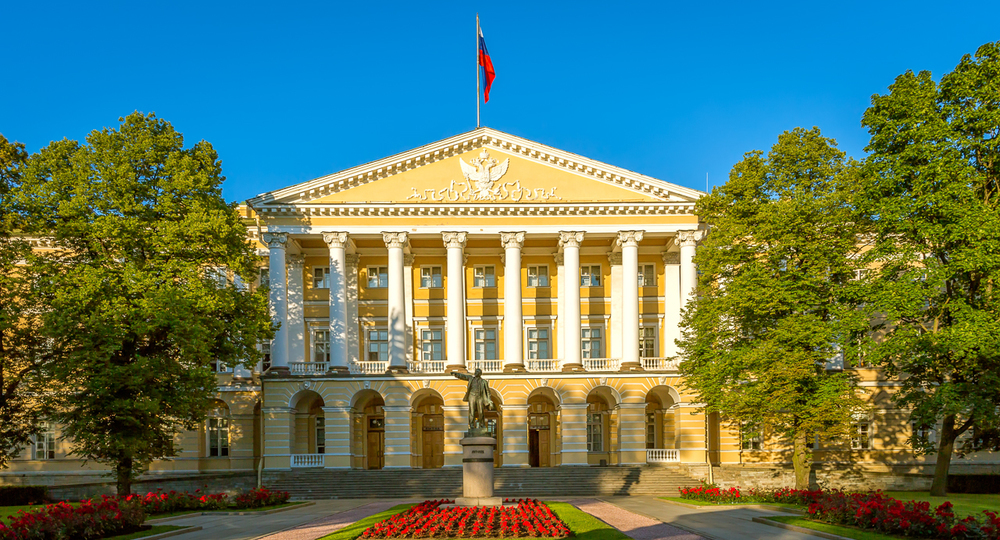 Смольный решил переименовать комитет по образованию Смольный решил переименовать комитет по образованию