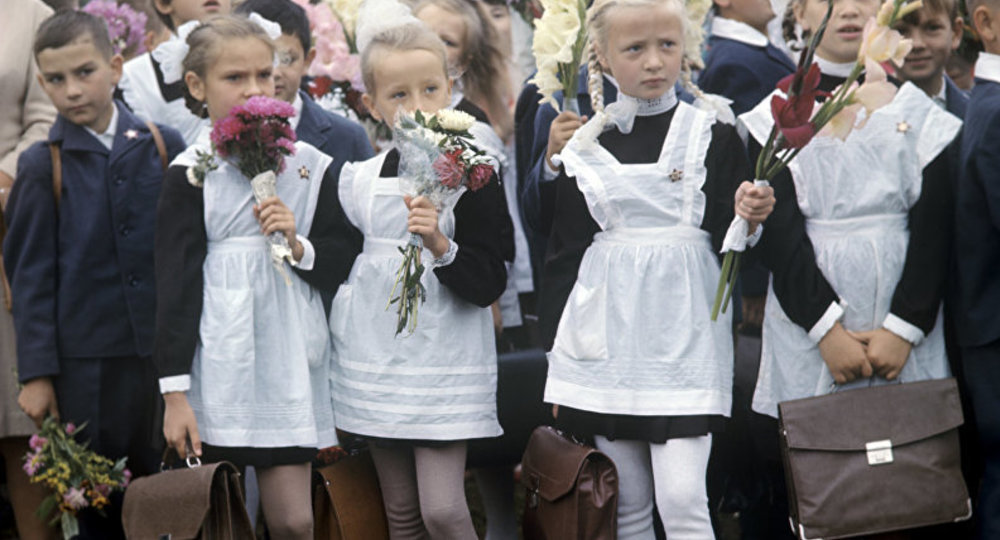 Поздравляем с Днем знаний! Поздравляем с Днем знаний!