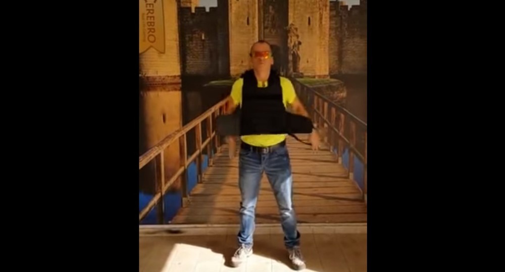 В США разработали пуленепробиваемые рюкзаки для школьников В США разработали пуленепробиваемые рюкзаки для школьников