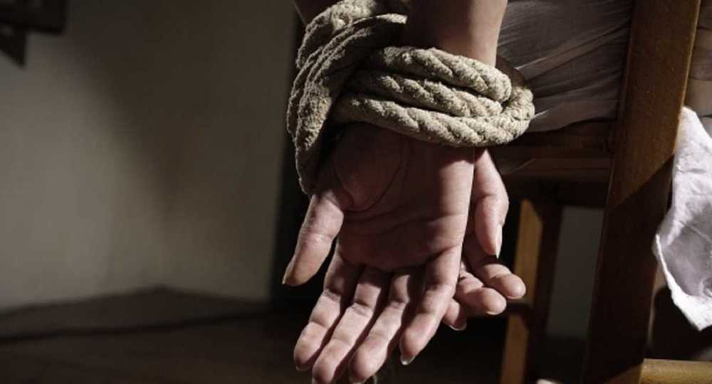 Участница забастовки учителей в Буэнос-Айресе была подвергнута пыткам Участница забастовки учителей в Буэнос-Айресе была подвергнута пыткам