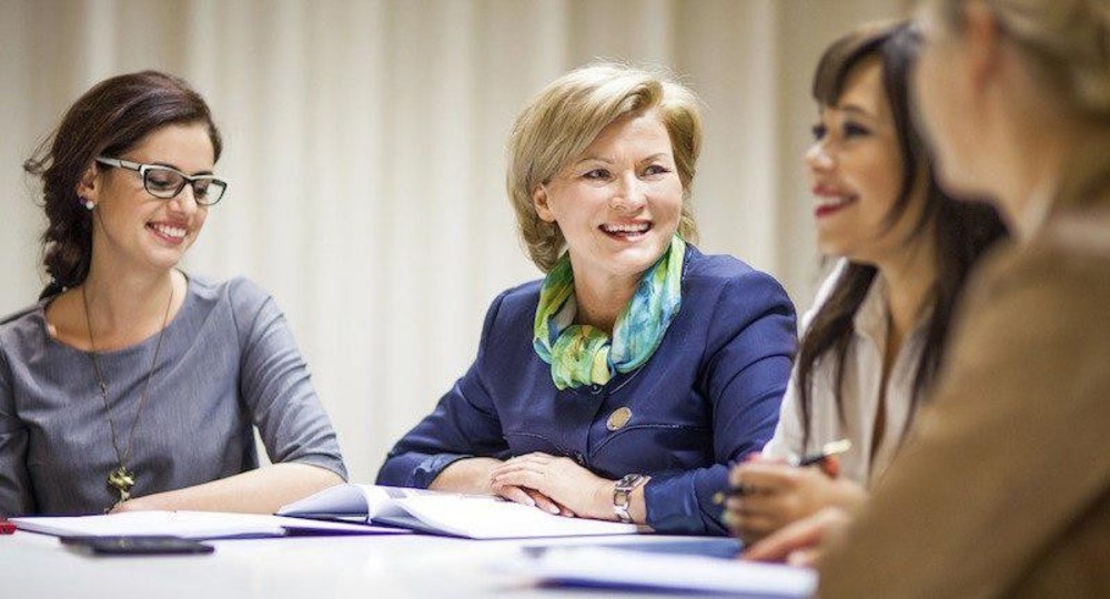 О школе надо знать, а потом влиять О школе надо знать, а потом влиять