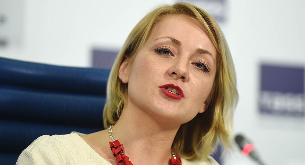 Евгения Чудновец пожаловалась на песню Оксимирона «Последний звонок» Евгения Чудновец пожаловалась на песню Оксимирона «Последний звонок»