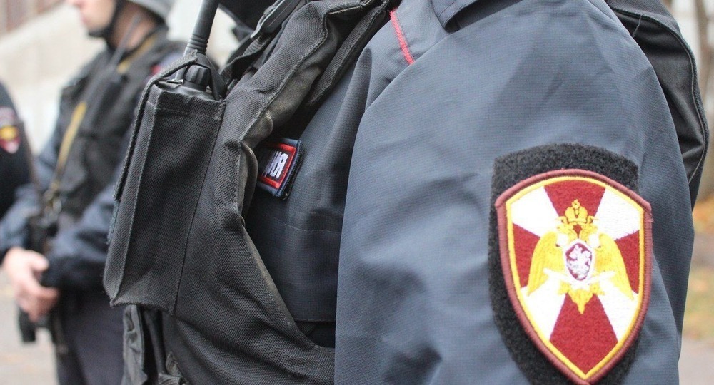 В Госдуму внесли законопроект об охране школ только Росгвардией В Госдуму внесли законопроект об охране школ только Росгвардией