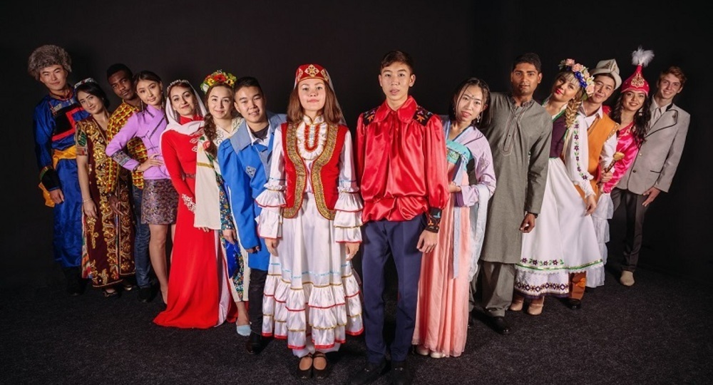 Прямиком в нацизм Прямиком в нацизм