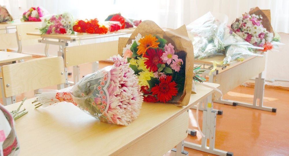 Врачам и учителям запретят принимать подарки Врачам и учителям запретят принимать подарки