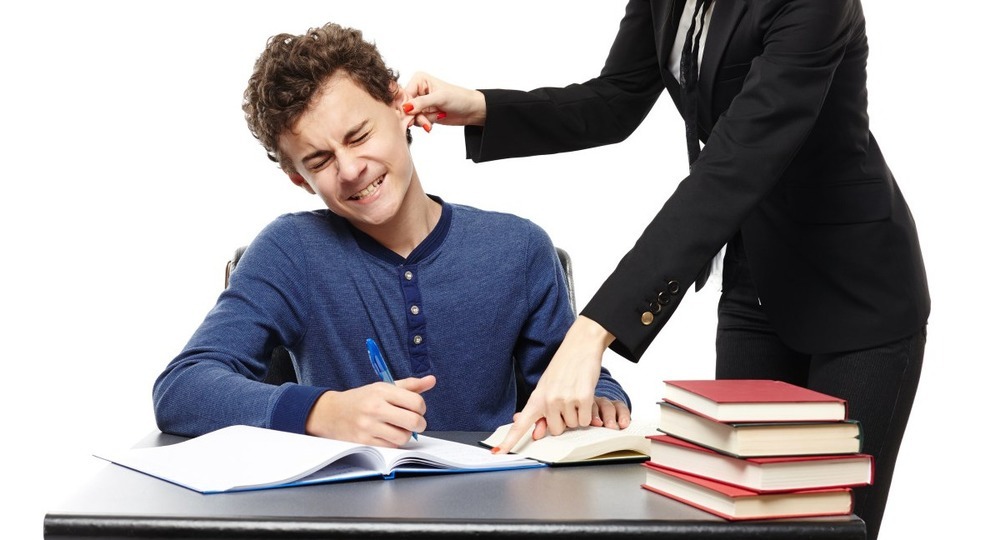 «Над детьми можно практически безнаказанно издеваться!» «Над детьми можно практически безнаказанно издеваться!»