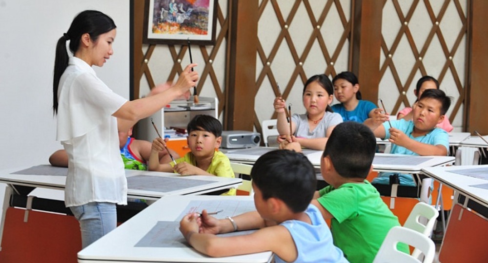 Российские учителя уезжают в Монголию на заработки