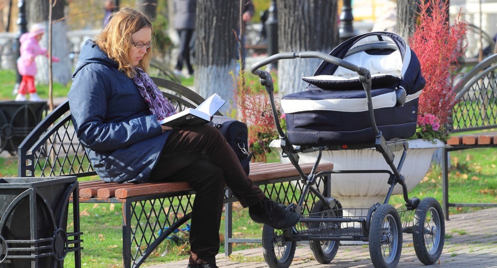 На продолжительность жизни ребенка влияет уровень образования матери На продолжительность жизни ребенка влияет уровень образования матери