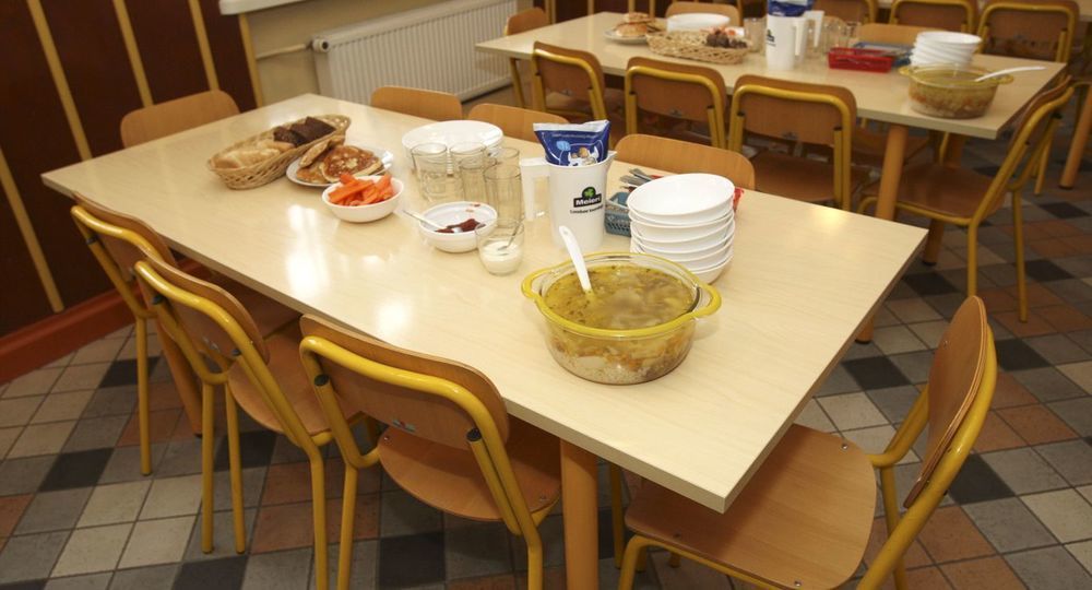 В пермской школе отравились 137 детей В пермской школе отравились 137 детей