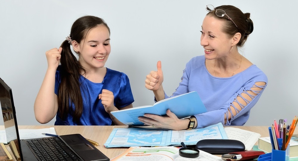 Родители школьников начали нанимать репетиторов для себя Родители школьников начали нанимать репетиторов для себя