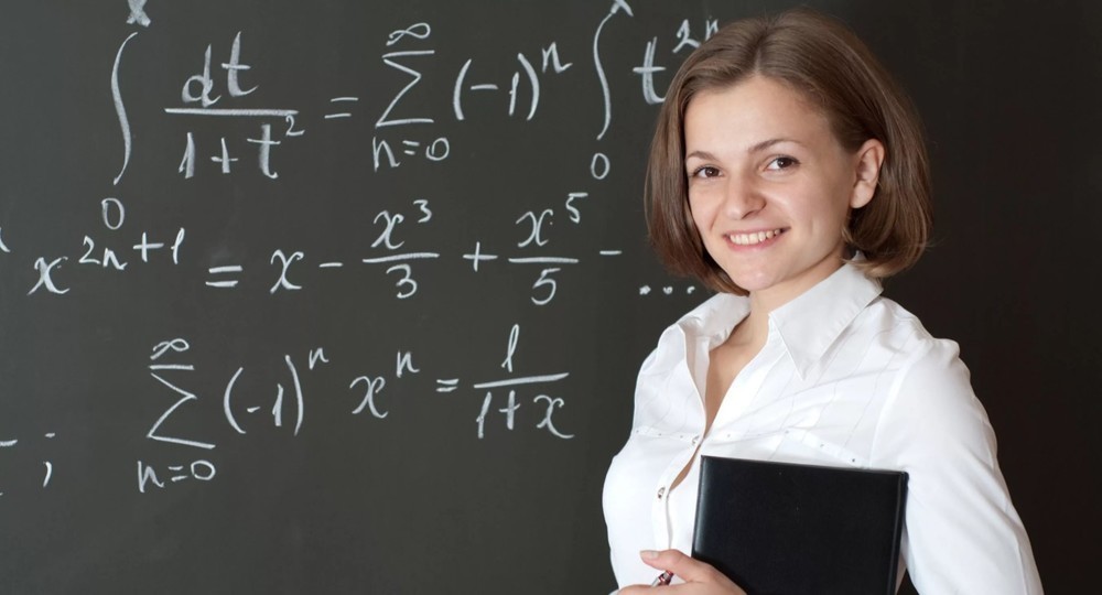 Студентов могут допустить к официальной работе в российских школах Студентов могут допустить к официальной работе в российских школах