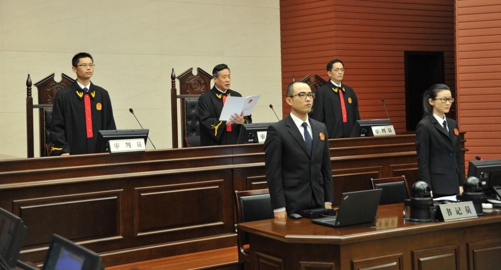 В Шанхае казнят больного шизофренией, зарезавшего двух школьников В Шанхае казнят больного шизофренией, зарезавшего двух школьников