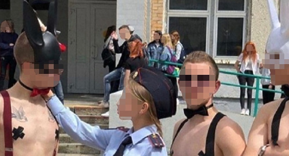 «Последний звонок был в другой день!» «Последний звонок был в другой день!»