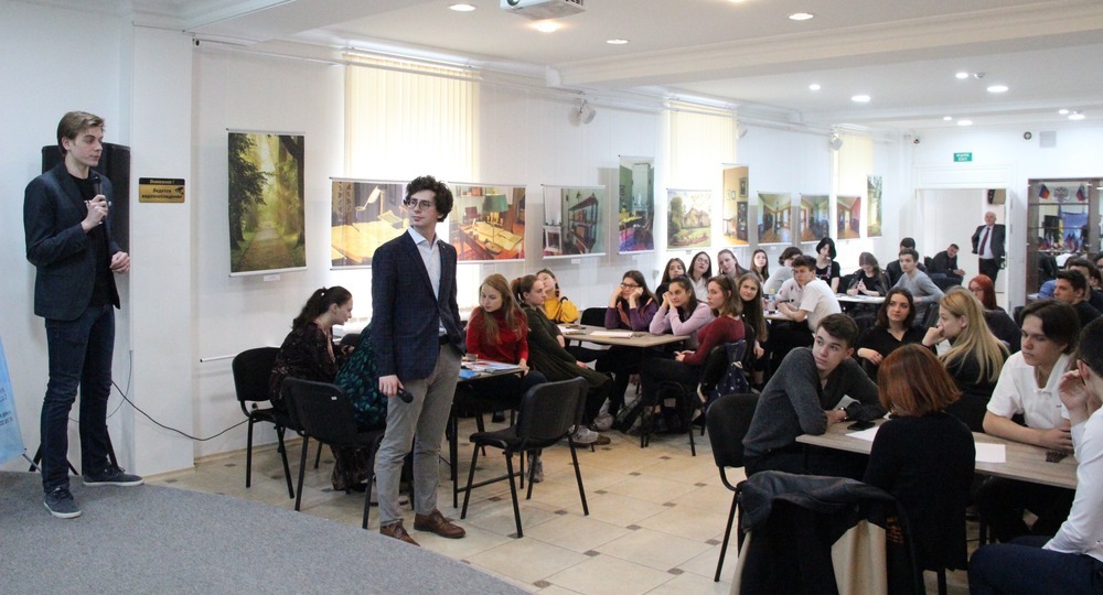 Политический уикенд Политический уикенд