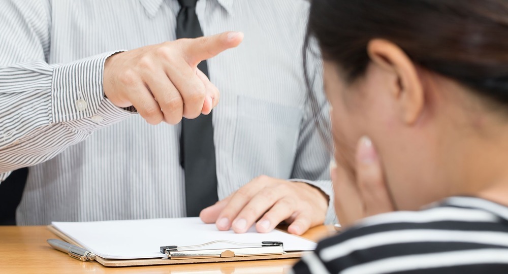 На Урале учительница заставила первоклашек писать грубое слово На Урале учительница заставила первоклашек писать грубое слово