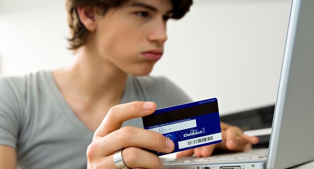 Российские банки активно кредитуют выпускников школ Российские банки активно кредитуют выпускников школ