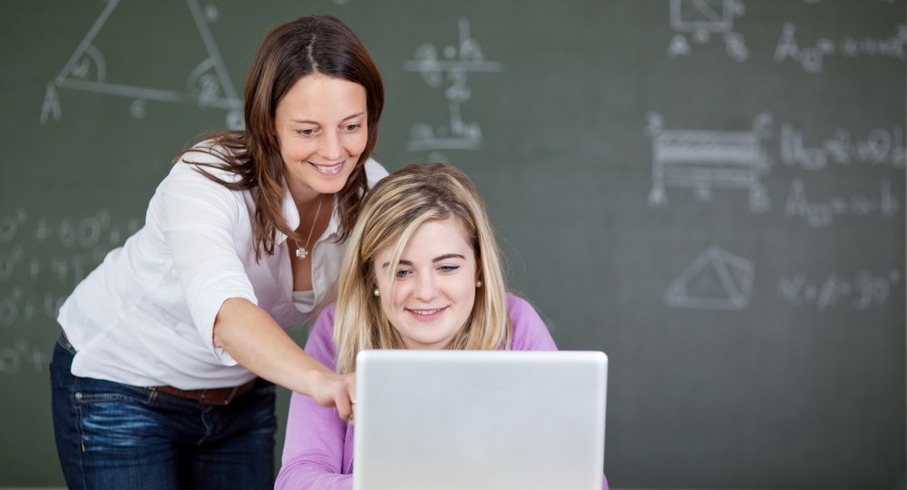 В Госдуме поддержали проект, разрешающий работать студентам педвузов В Госдуме поддержали проект, разрешающий работать студентам педвузов