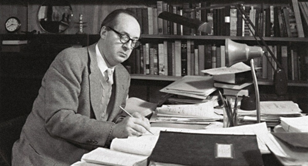 Когда преподаватель — персонаж из хаоса: как и чему учили студентов Толстой, Кэрролл и Набоков Когда преподаватель — персонаж из хаоса: как и чему учили студентов Толстой, Кэрролл и Набоков