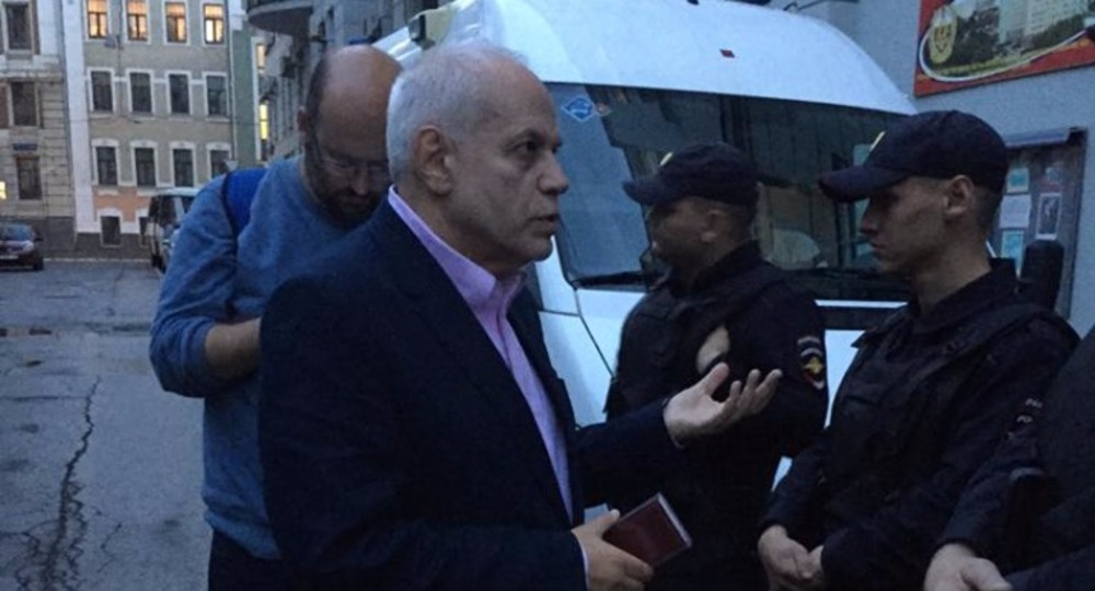 Сколько подростков было задержано 3 августа? Сколько подростков было задержано 3 августа?