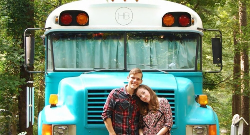 Дом из школьного автобуса Дом из школьного автобуса