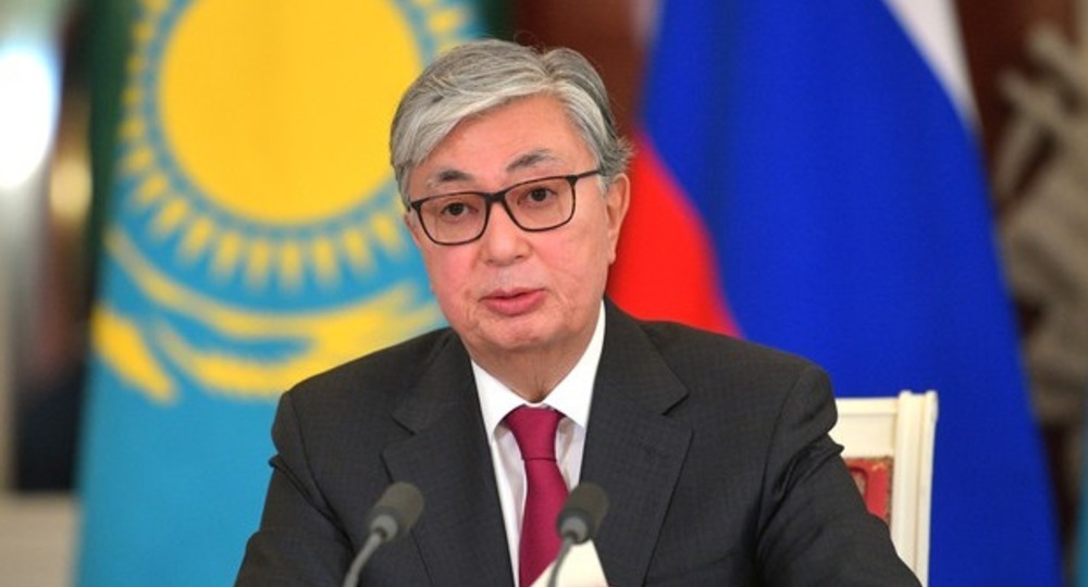 Казахским учителям удвоят зарплату Казахским учителям удвоят зарплату