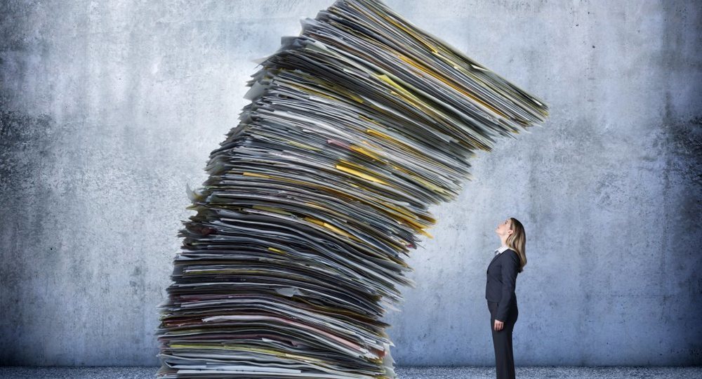 ЕР подготовит предложения по уменьшению «бумажной» нагрузки на учителей ЕР подготовит предложения по уменьшению «бумажной» нагрузки на учителей