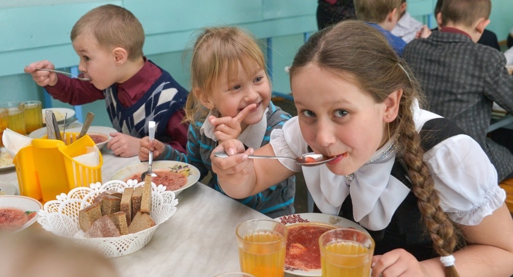 Родители смогут контролировать школьное меню питания Родители смогут контролировать школьное меню питания