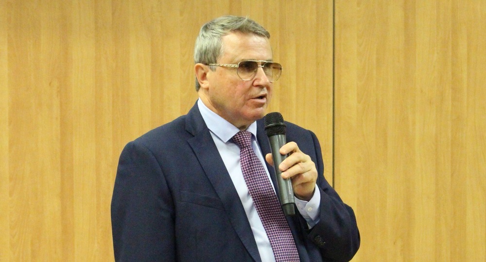 «В рамках школьной программы многостороннее развитие ребенка невозможно» «В рамках школьной программы многостороннее развитие ребенка невозможно»