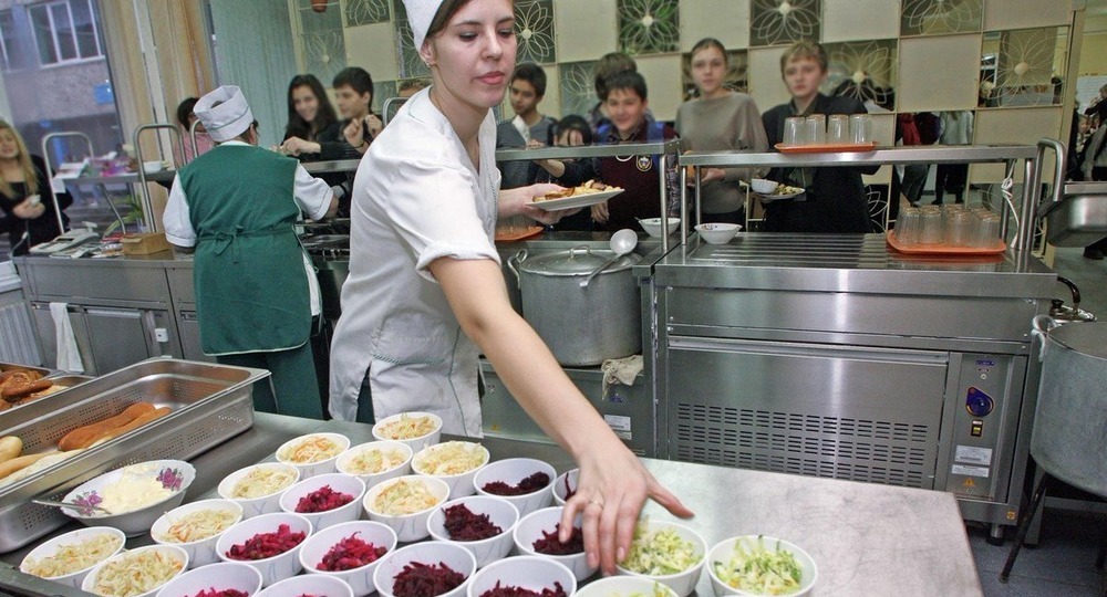 В Минпросвещения назвали лучшие школьные столовые В Минпросвещения назвали лучшие школьные столовые