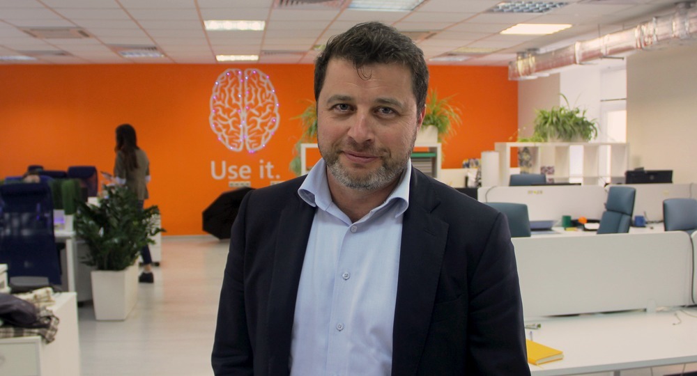 Михаил Мягков: «Удобно обвинить во всём ЕГЭ» Михаил Мягков: «Удобно обвинить во всём ЕГЭ»