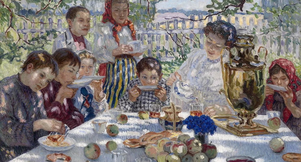 Новосибирская школа запретила чаепития после инцидента с девочкой Новосибирская школа запретила чаепития после инцидента с девочкой