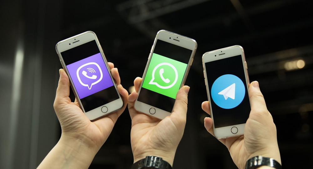 Мурманским учителям запрещают общаться с родителями по мессенджерам Мурманским учителям запрещают общаться с родителями по мессенджерам