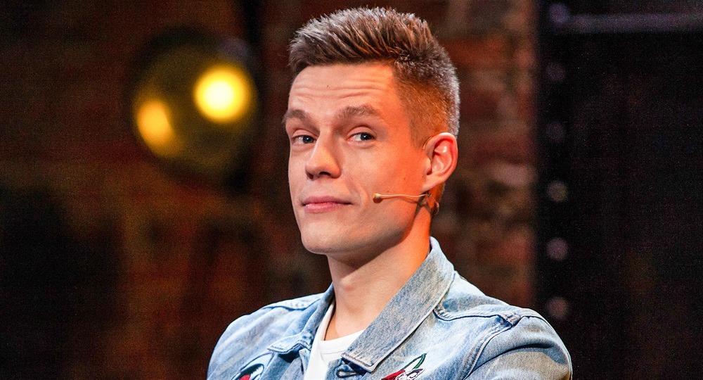 Профессионал года – журналист Юрий Дудь Профессионал года – журналист Юрий Дудь