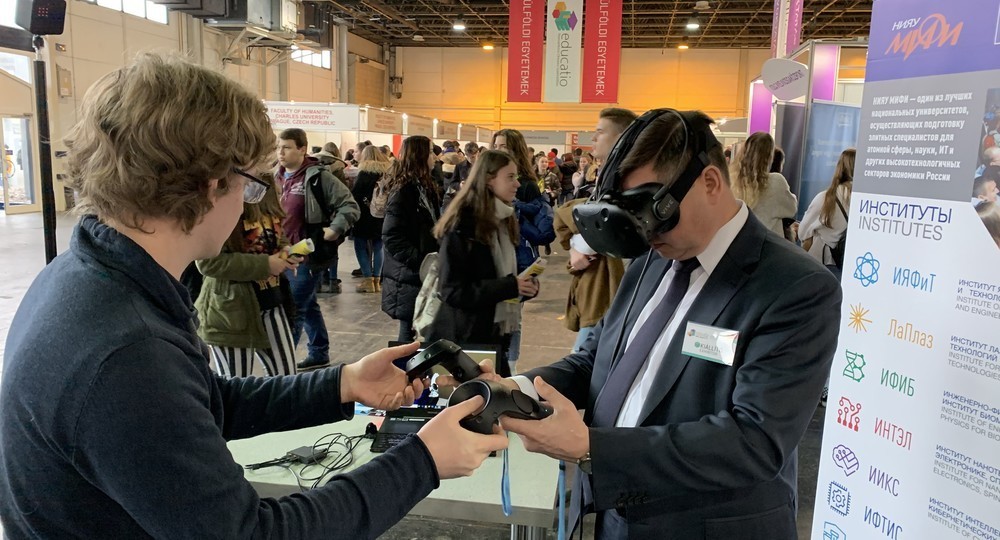 Как иностранцам учиться в России (бесплатно)