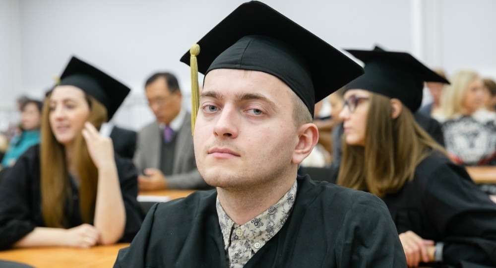 Защита диссертаций в аспирантуре может стать обязательной Защита диссертаций в аспирантуре может стать обязательной