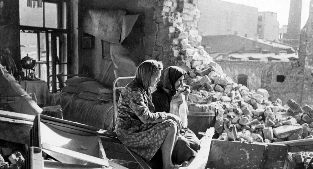 В «МЭШ» появились архивные фотографии блокадного Ленинграда В «МЭШ» появились архивные фотографии блокадного Ленинграда