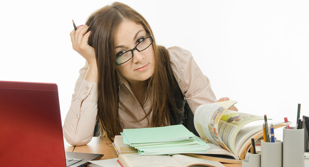 Учитель сидит в туалете Учитель сидит в туалете