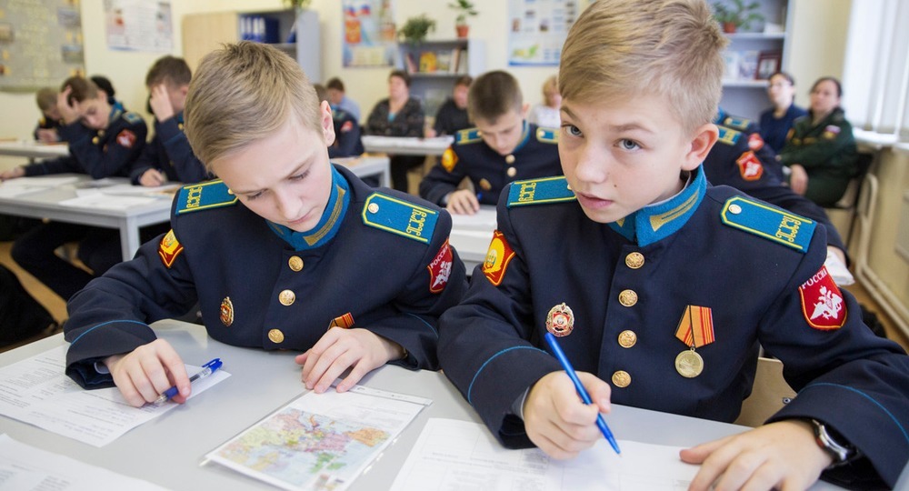 «Господин учитель, взвод к занятиям построен» «Господин учитель, взвод к занятиям построен»