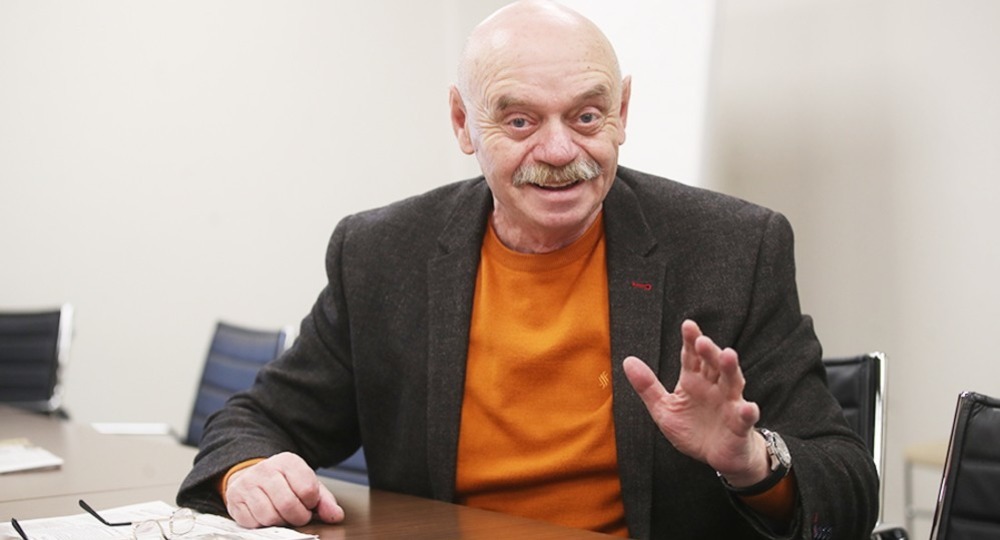 Ефим Рачевский обратился к родителям и ученикам Ефим Рачевский обратился к родителям и ученикам