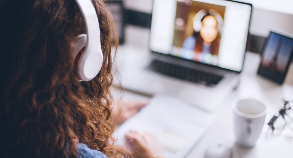 Почему не многие учителя отважатся на видеоуроки?