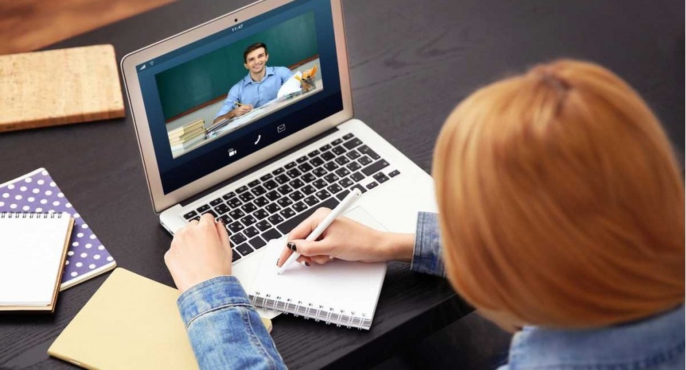 Учителя столкнулись с проблемами дистанционного обучения Учителя столкнулись с проблемами дистанционного обучения