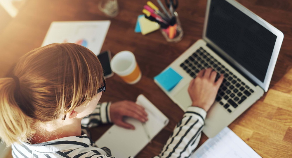 Минпросвещения запустило платформу для онлайн-обучения школьников Минпросвещения запустило платформу для онлайн-обучения школьников